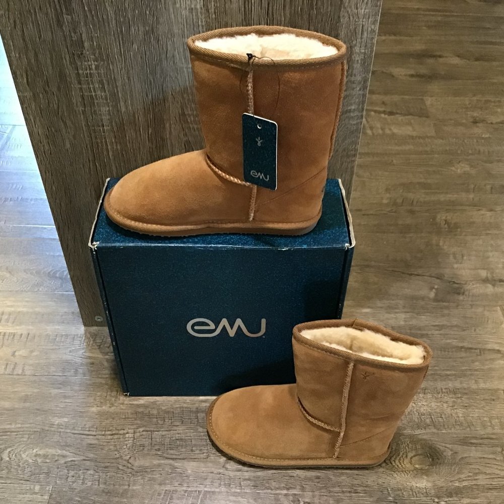 Brand New EMU Wallaby Lo Chestnut Sheepskin Boot, Kids Size 1